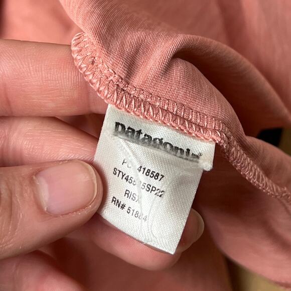 Patagonia Womens Cap Cool Daily Graphic Hoodie Size Large - Picture 3 of 8